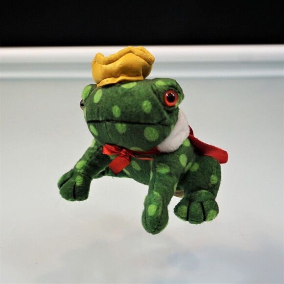 Oriental Trading Co Green Frog  Prince Plush Stuffed Animal Toy 4.5 Inch Tall - Picture 2 of 7